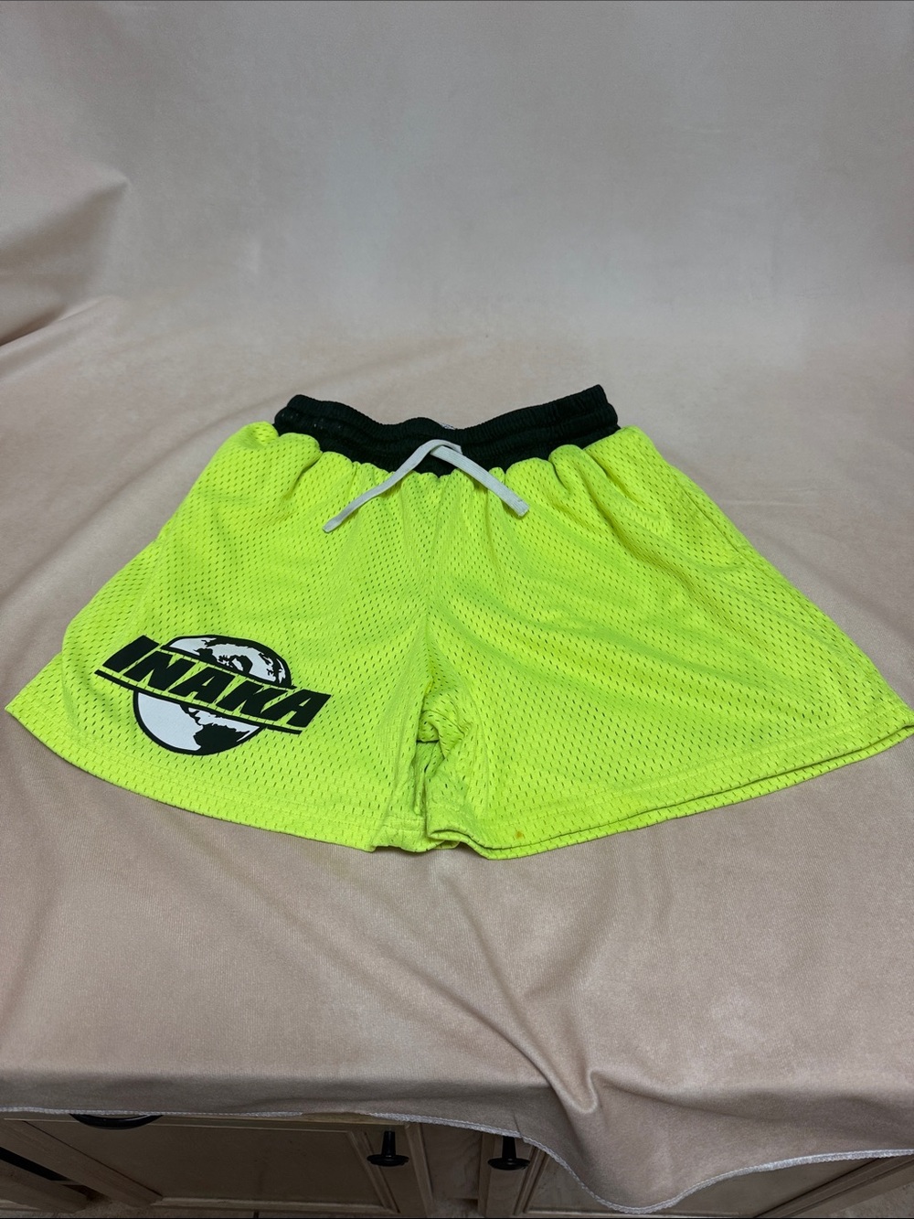 Inaka Power 5” Shorts Size Small Dropped 2022